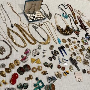 Lot Of 128 VINTAGE TO NOW JEWELRY w/ Marked Pieces Necklaces Earrings,etc HUGE